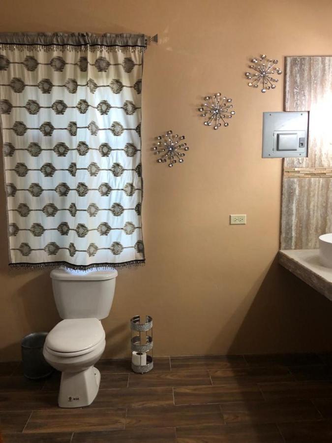 Banyan Rose Room 3 Orange Walk Εξωτερικό φωτογραφία